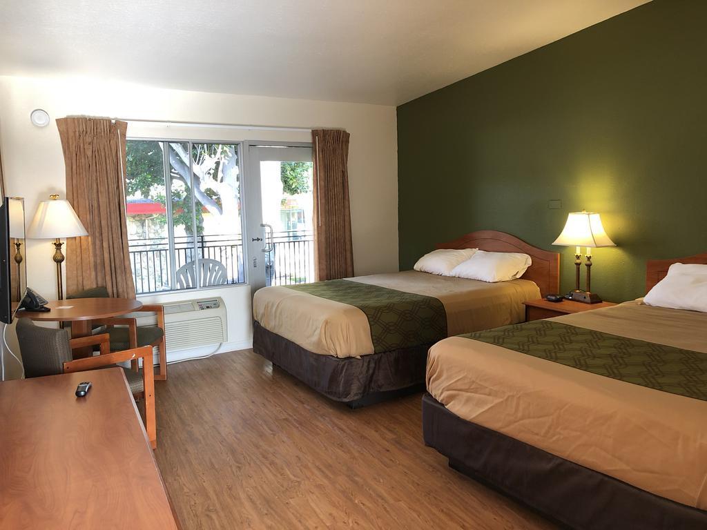 Econo Lodge Inn & Suites Oakland Airport Ngoại thất bức ảnh