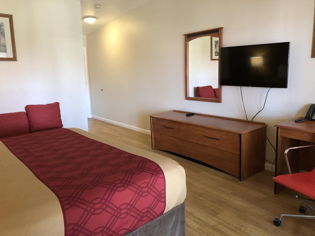 Econo Lodge Inn & Suites Oakland Airport Ngoại thất bức ảnh